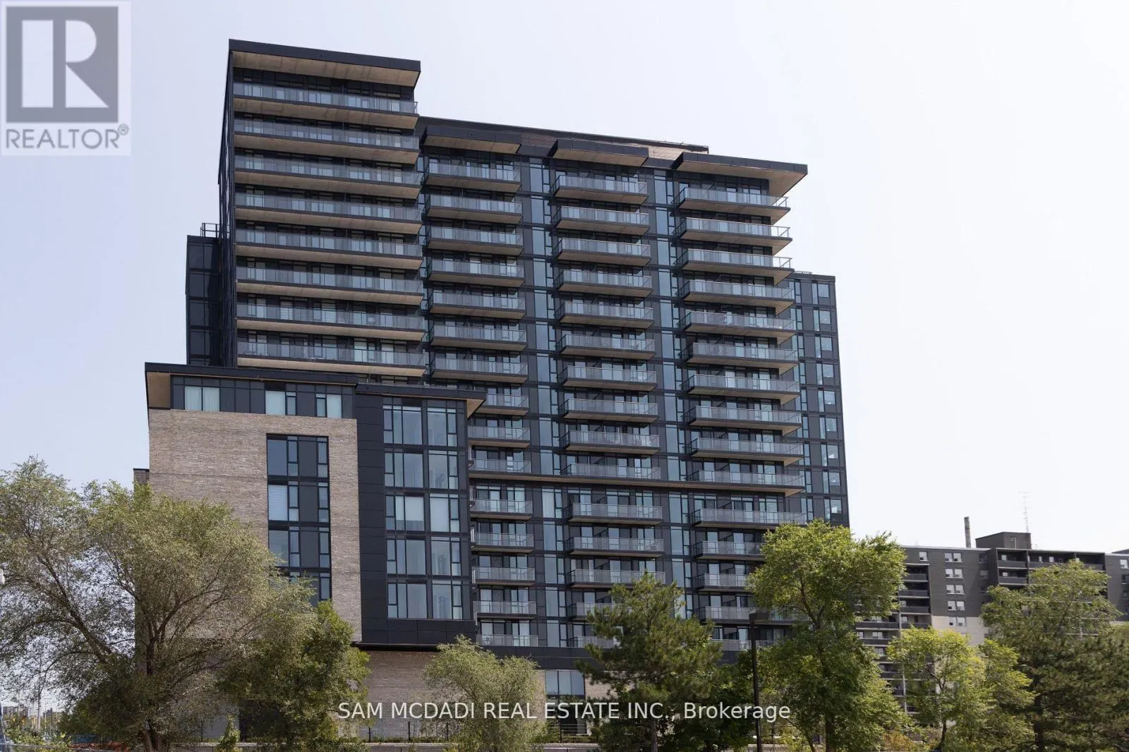 1517 - 86 DUNDAS STREET E