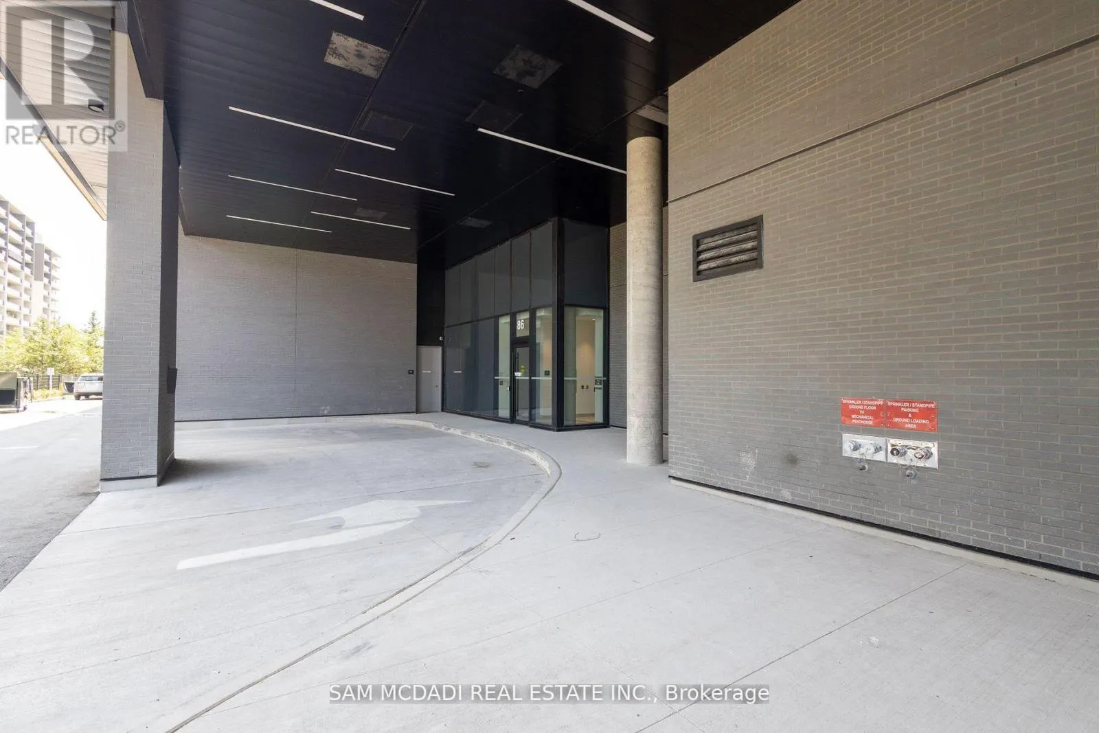 1517 - 86 DUNDAS STREET E