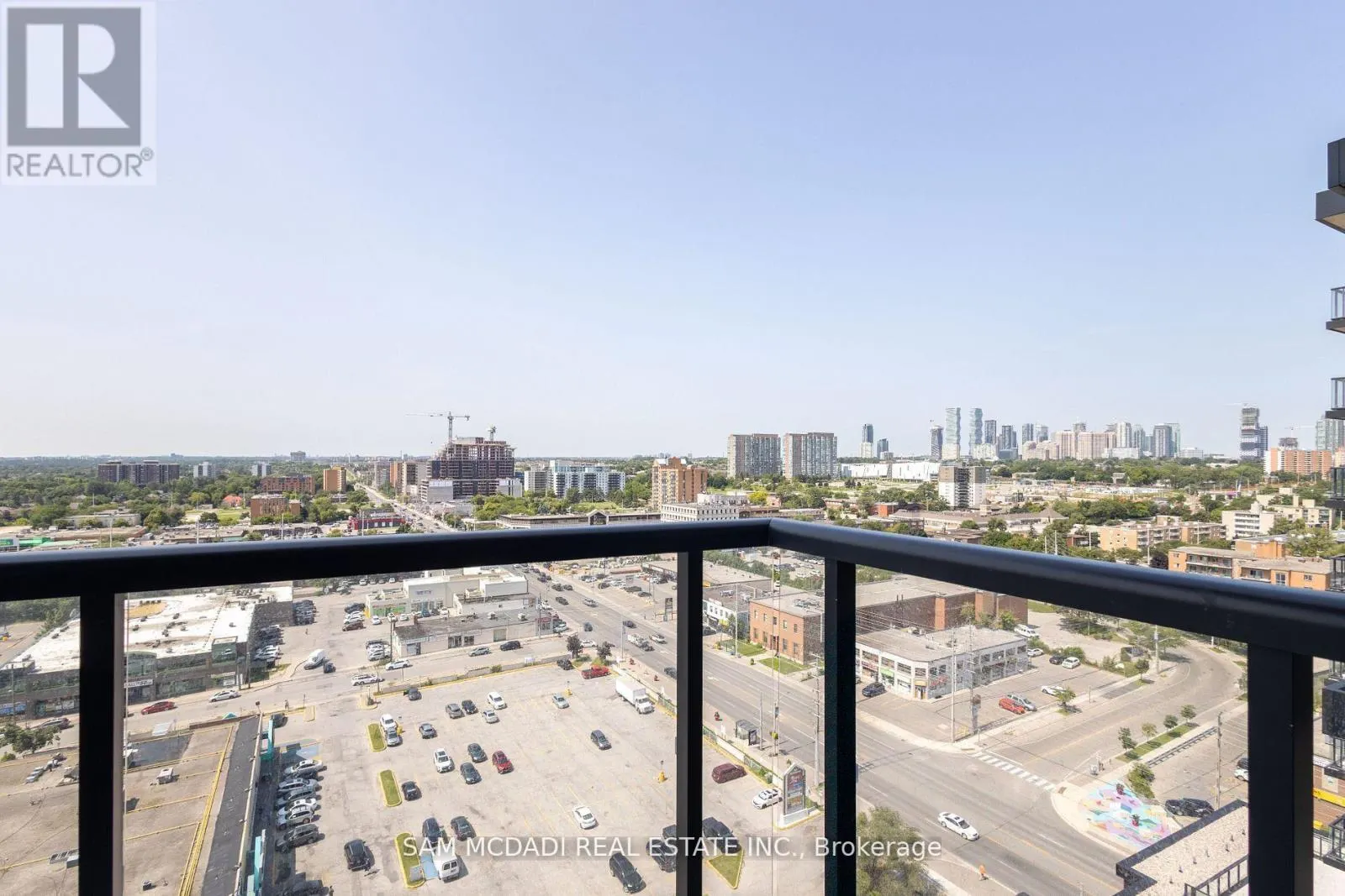 1517 - 86 DUNDAS STREET E