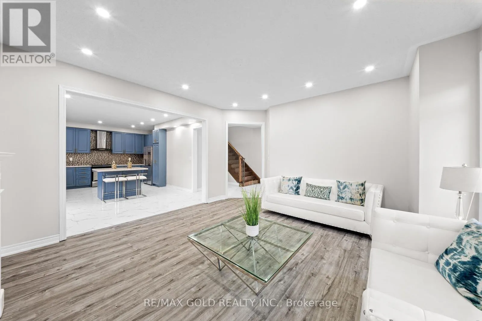 49 SQUIRE ELLIS DRIVE
