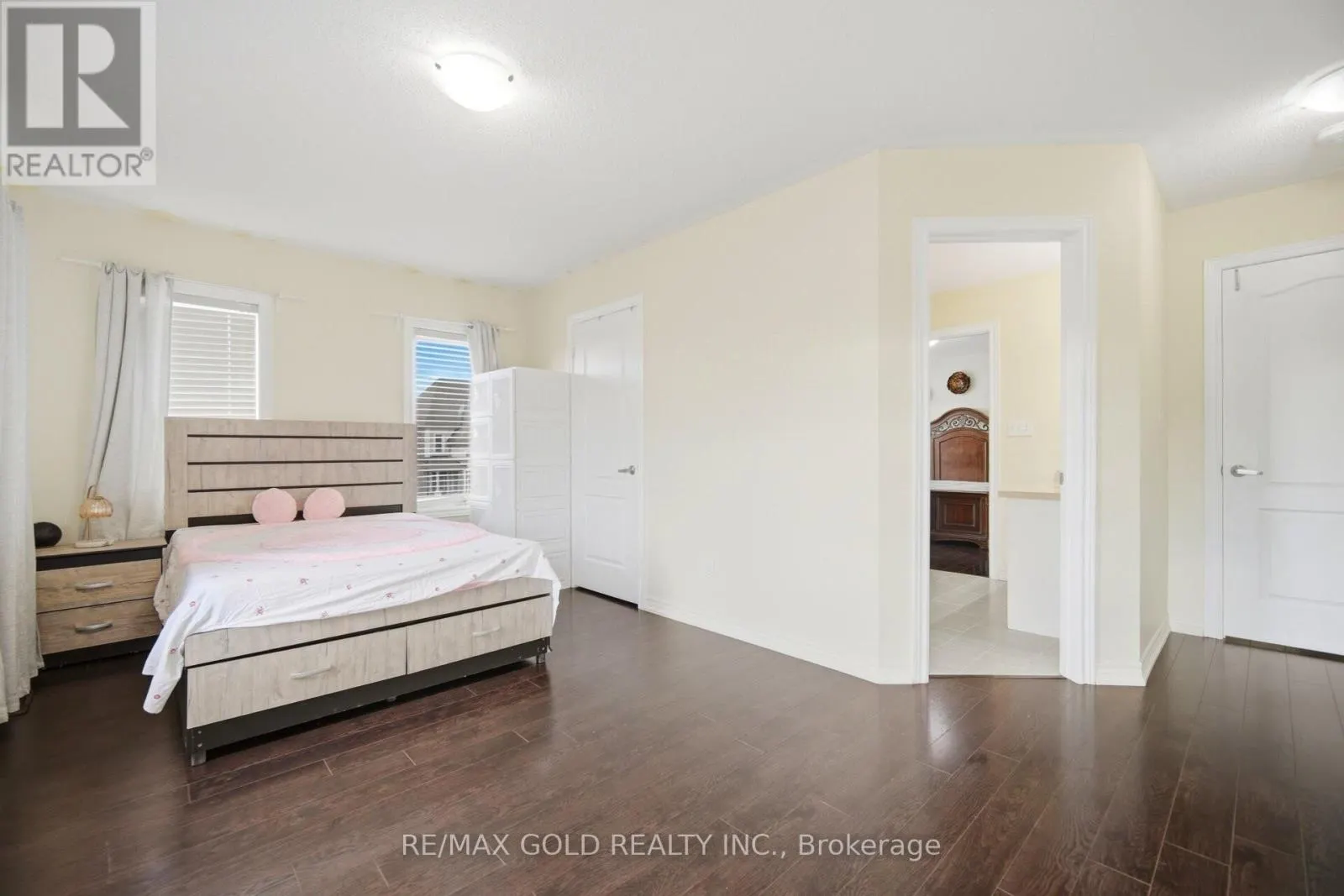 49 SQUIRE ELLIS DRIVE