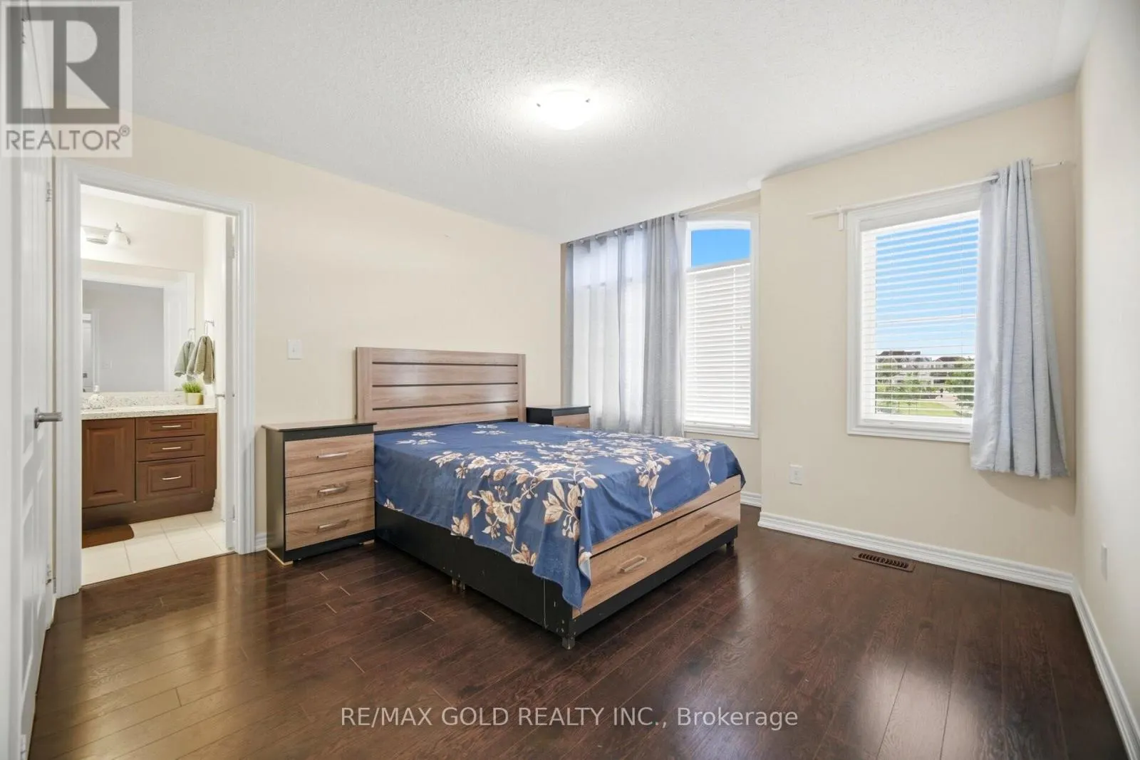 49 SQUIRE ELLIS DRIVE