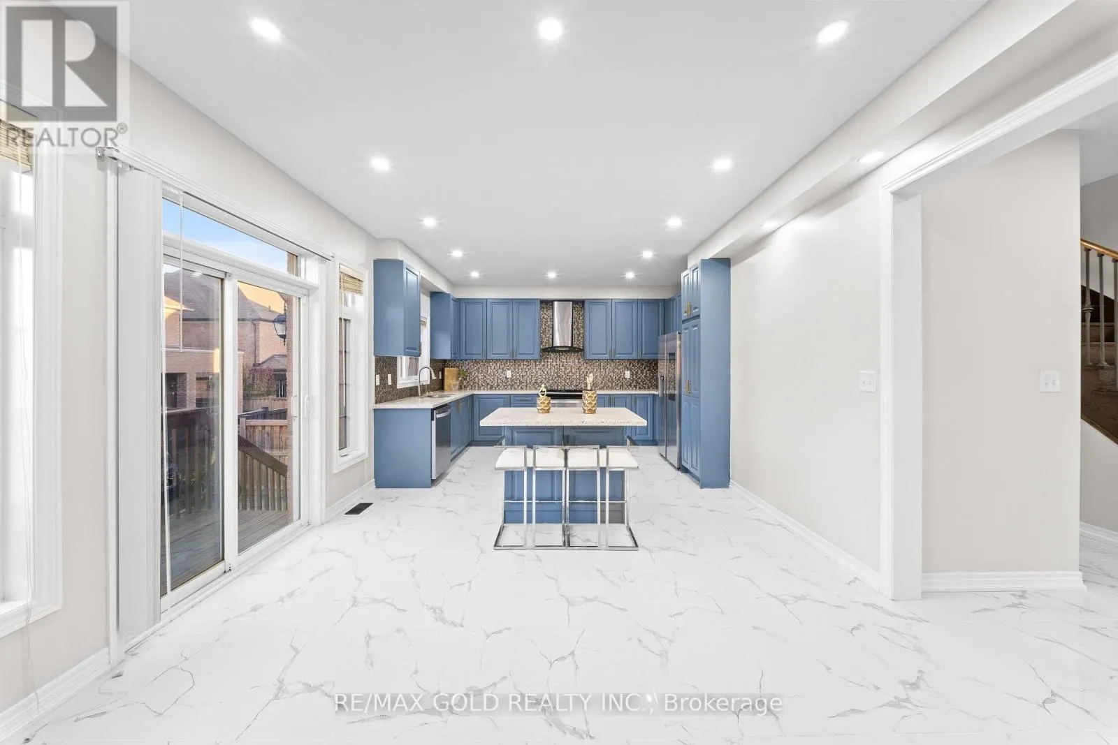 49 SQUIRE ELLIS DRIVE