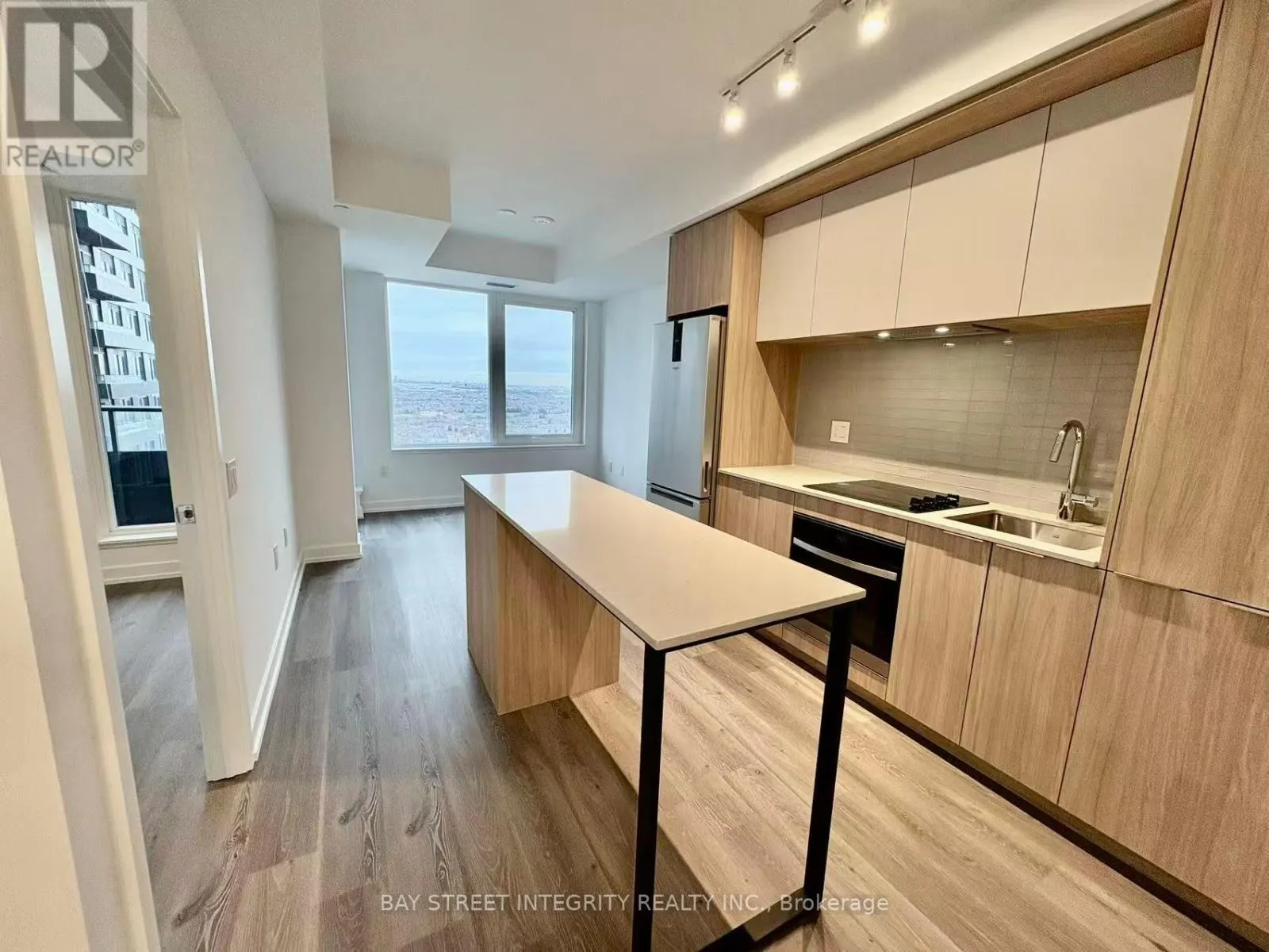 2302 - 395 SQUARE ONE DRIVE