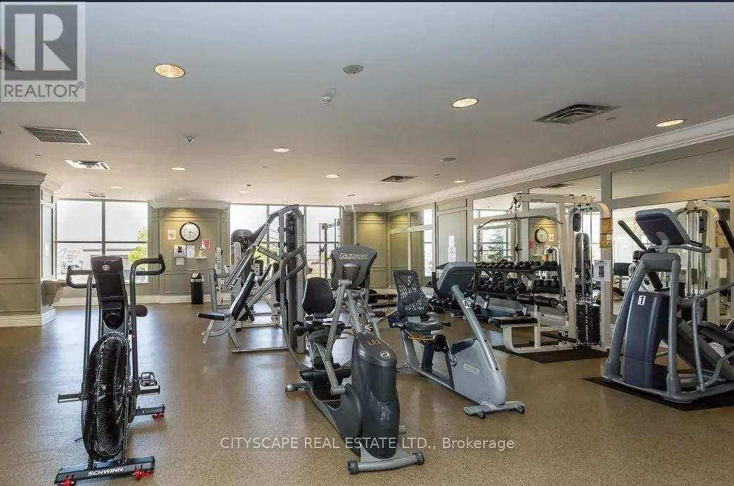 1421 - 25 KINGSBRIDGE GARDEN CIRCLE