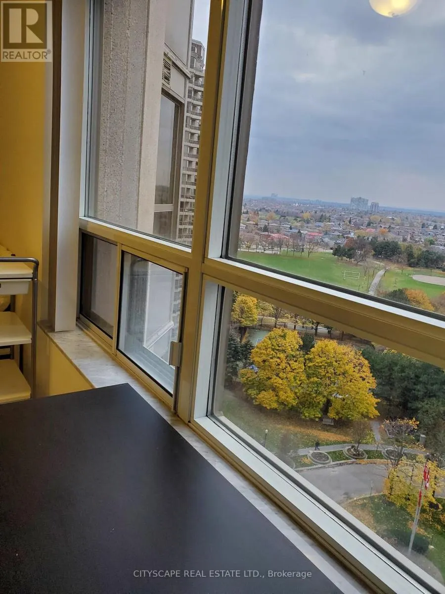 1421 - 25 KINGSBRIDGE GARDEN CIRCLE