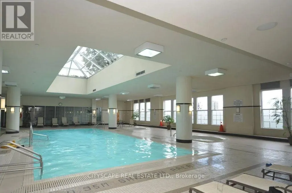 1421 - 25 KINGSBRIDGE GARDEN CIRCLE