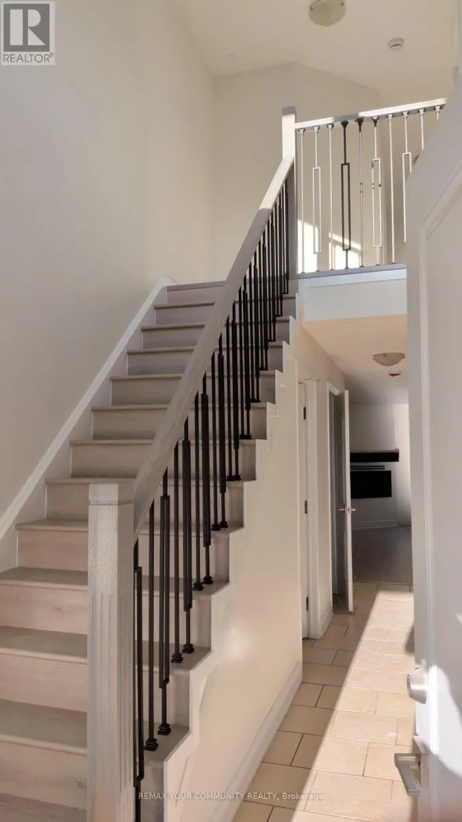 UPPER - 4 MALABAR CRESCENT S