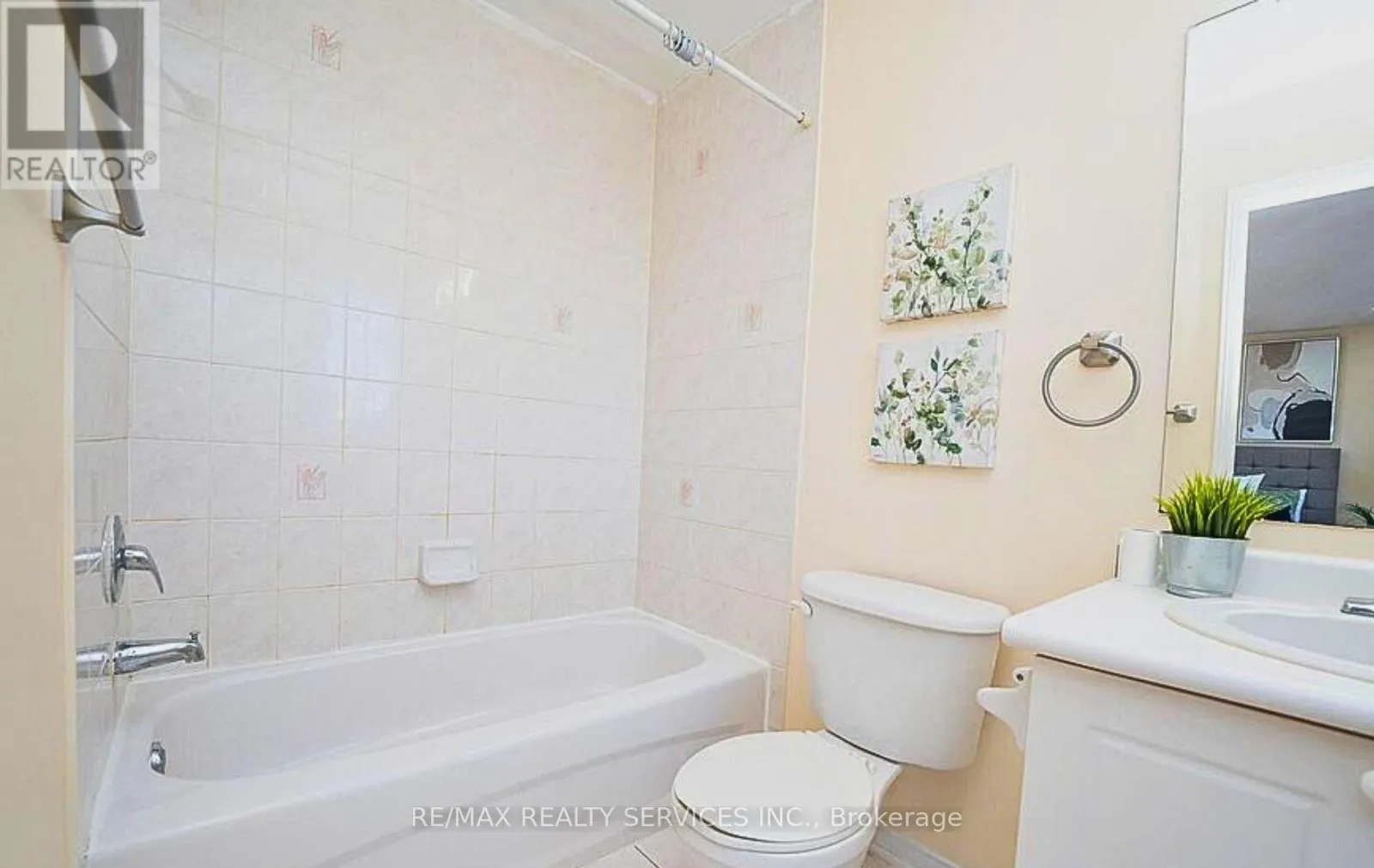 (UPPER) - 5944 SHELFORD TERRACE