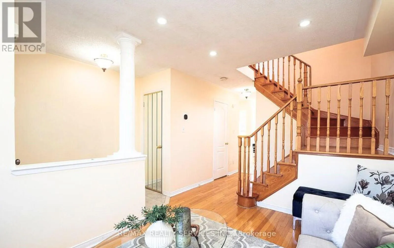 (UPPER) - 5944 SHELFORD TERRACE