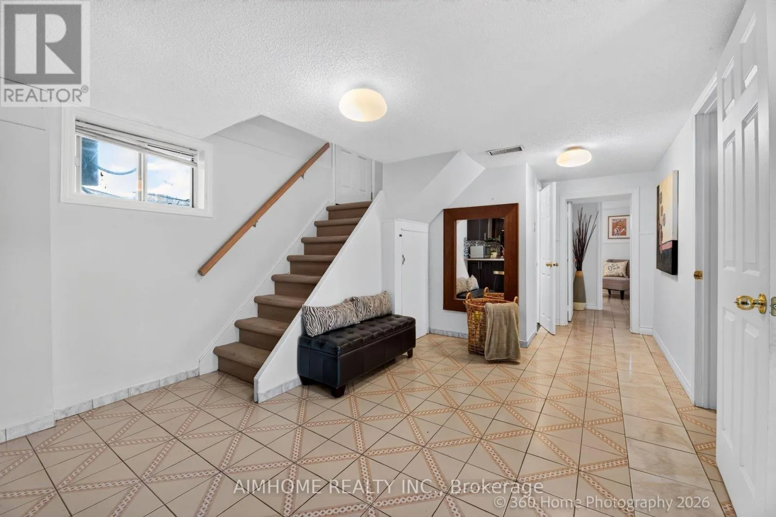 47 SILVERHILL DRIVE