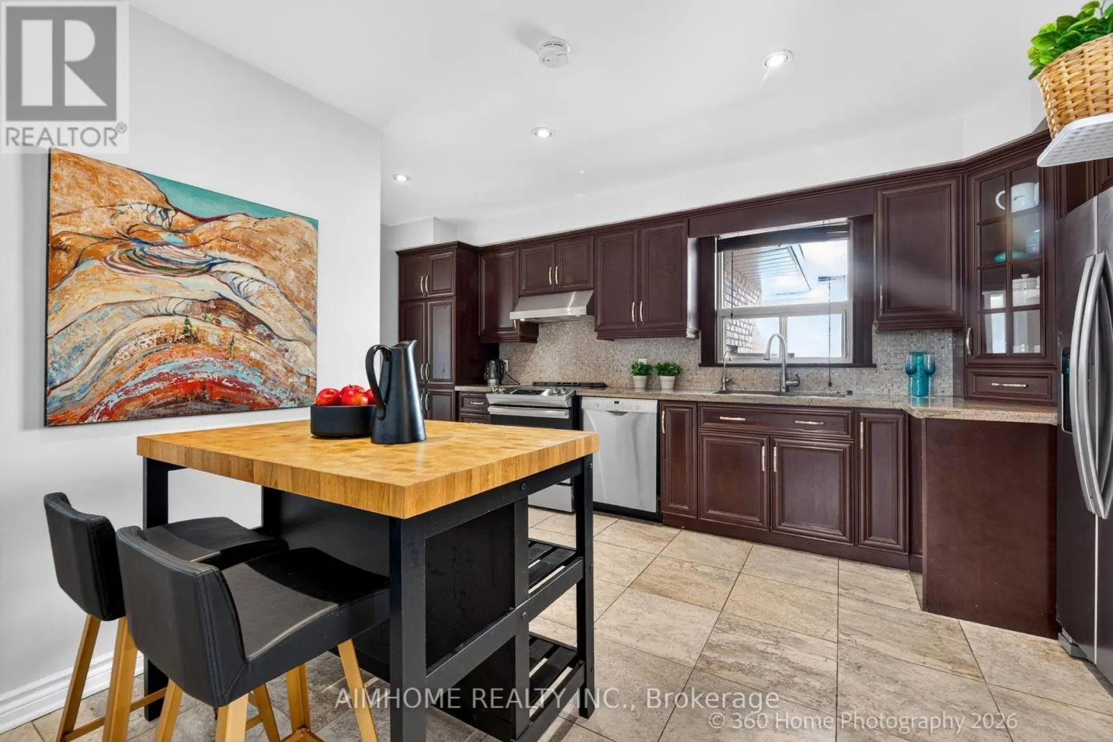 47 SILVERHILL DRIVE