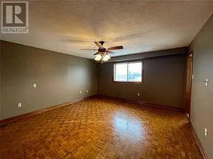 UPPER LEVEL - 13820 DIXIE ROAD W