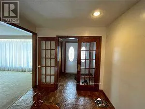 UPPER LEVEL - 13820 DIXIE ROAD W