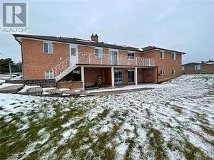 UPPER LEVEL - 13820 DIXIE ROAD W