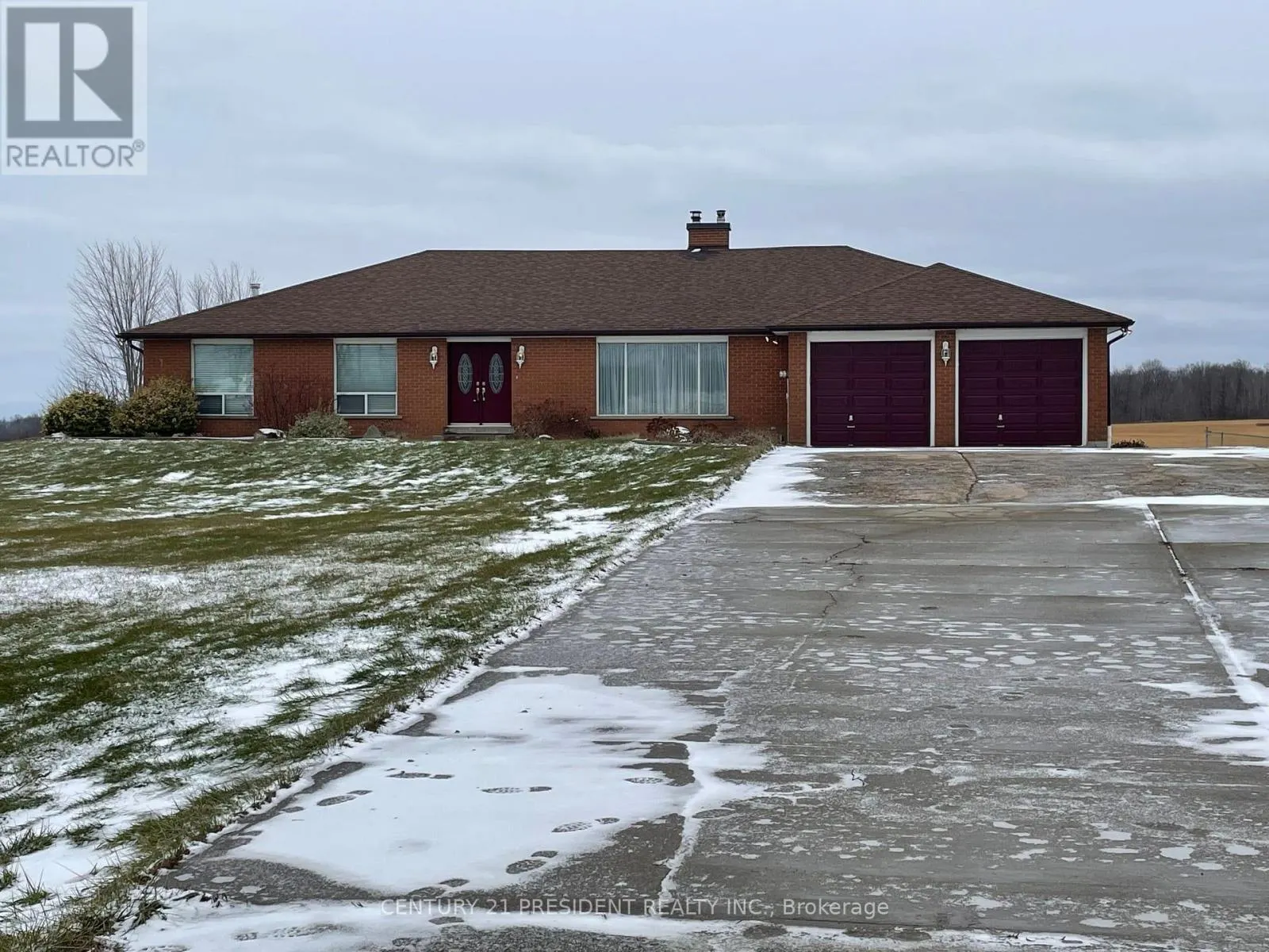 UPPER LEVEL - 13820 DIXIE ROAD W