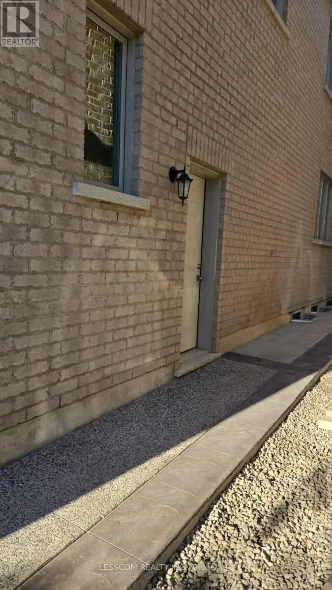BSMT. - 648 BOYD LANE