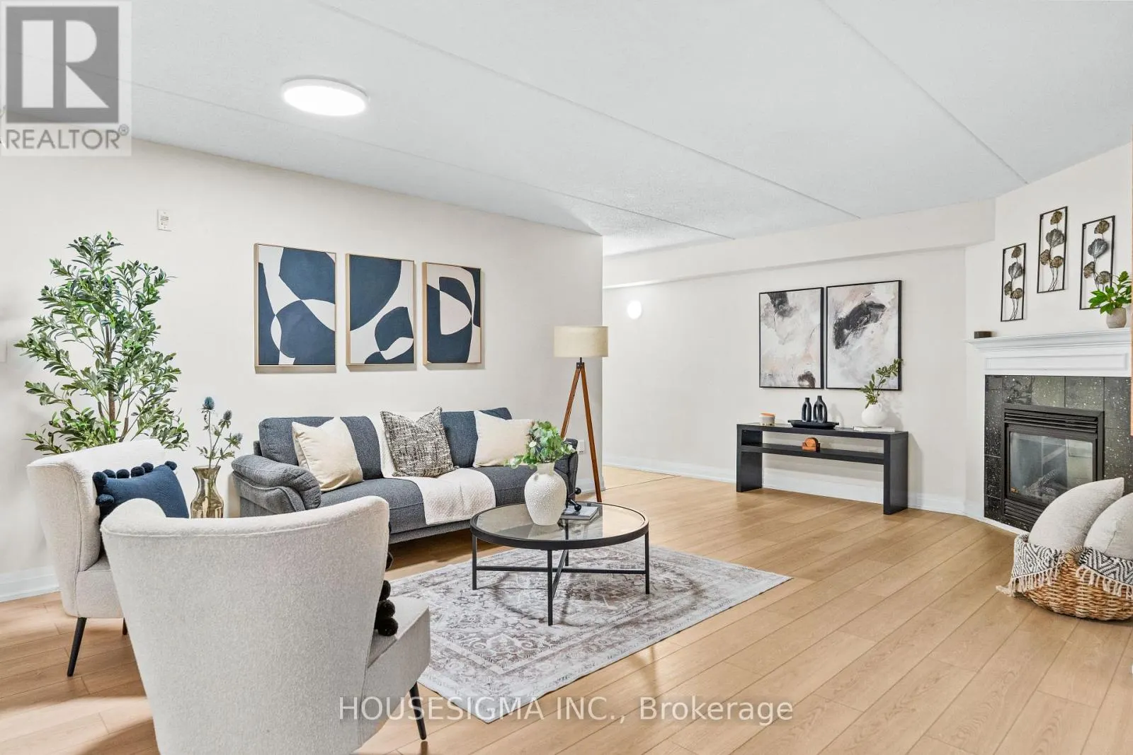 112 - 1471 MAPLE AVENUE