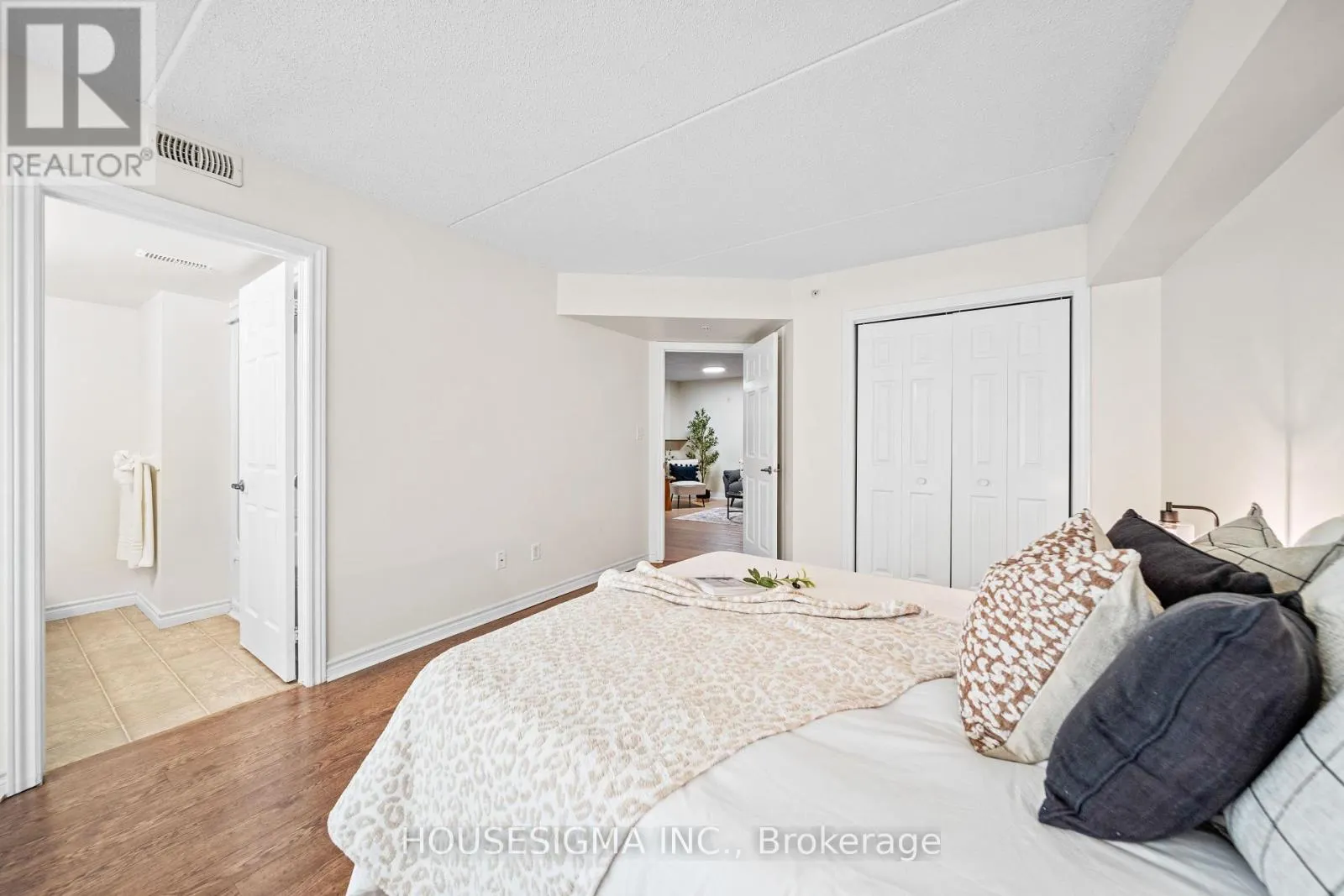 112 - 1471 MAPLE AVENUE