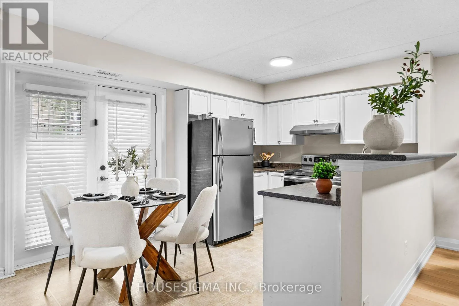 112 - 1471 MAPLE AVENUE