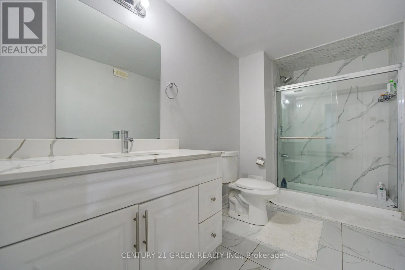 6 HACKWOOD HEIGHTS