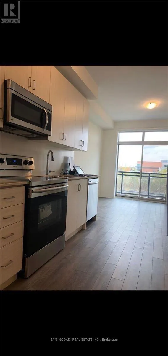 122 - 1105 LEGER WAY