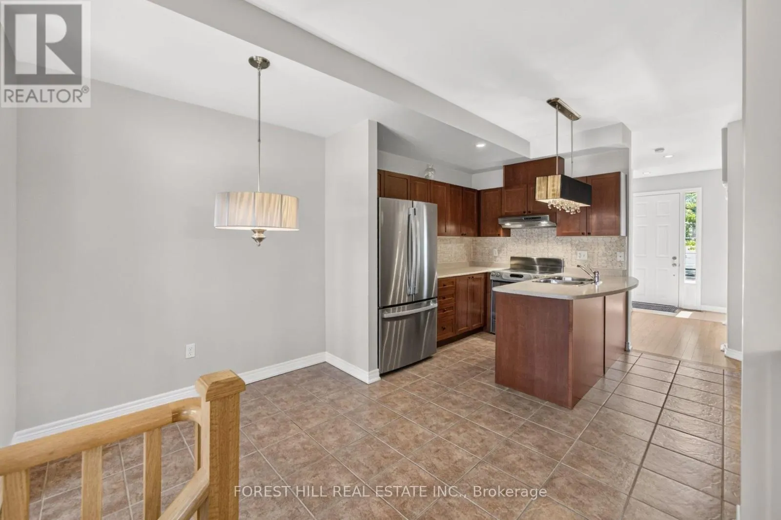 3549 EGLINTON AVENUE W