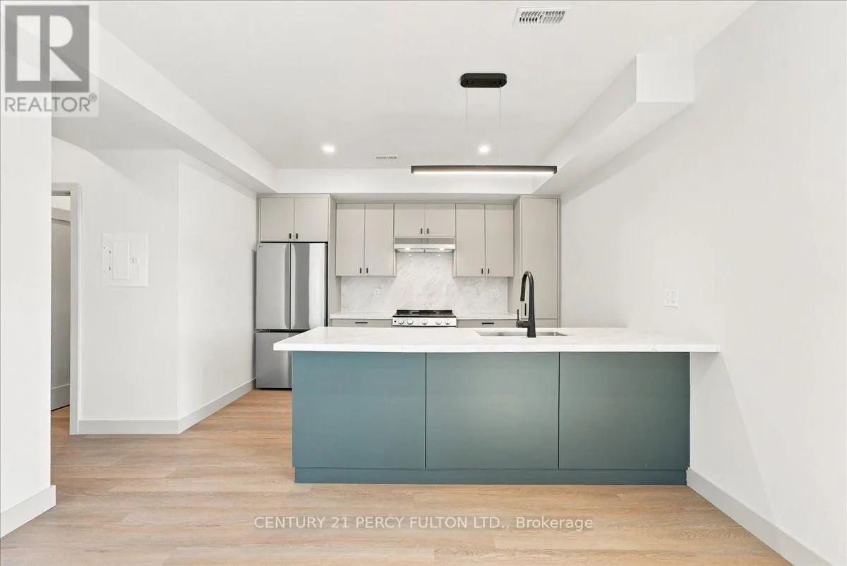 2 - 113 HATHERLEY ROAD
