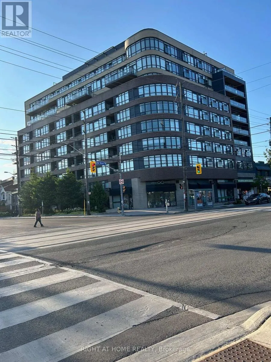 810 - 11 SUPERIOR AVENUE