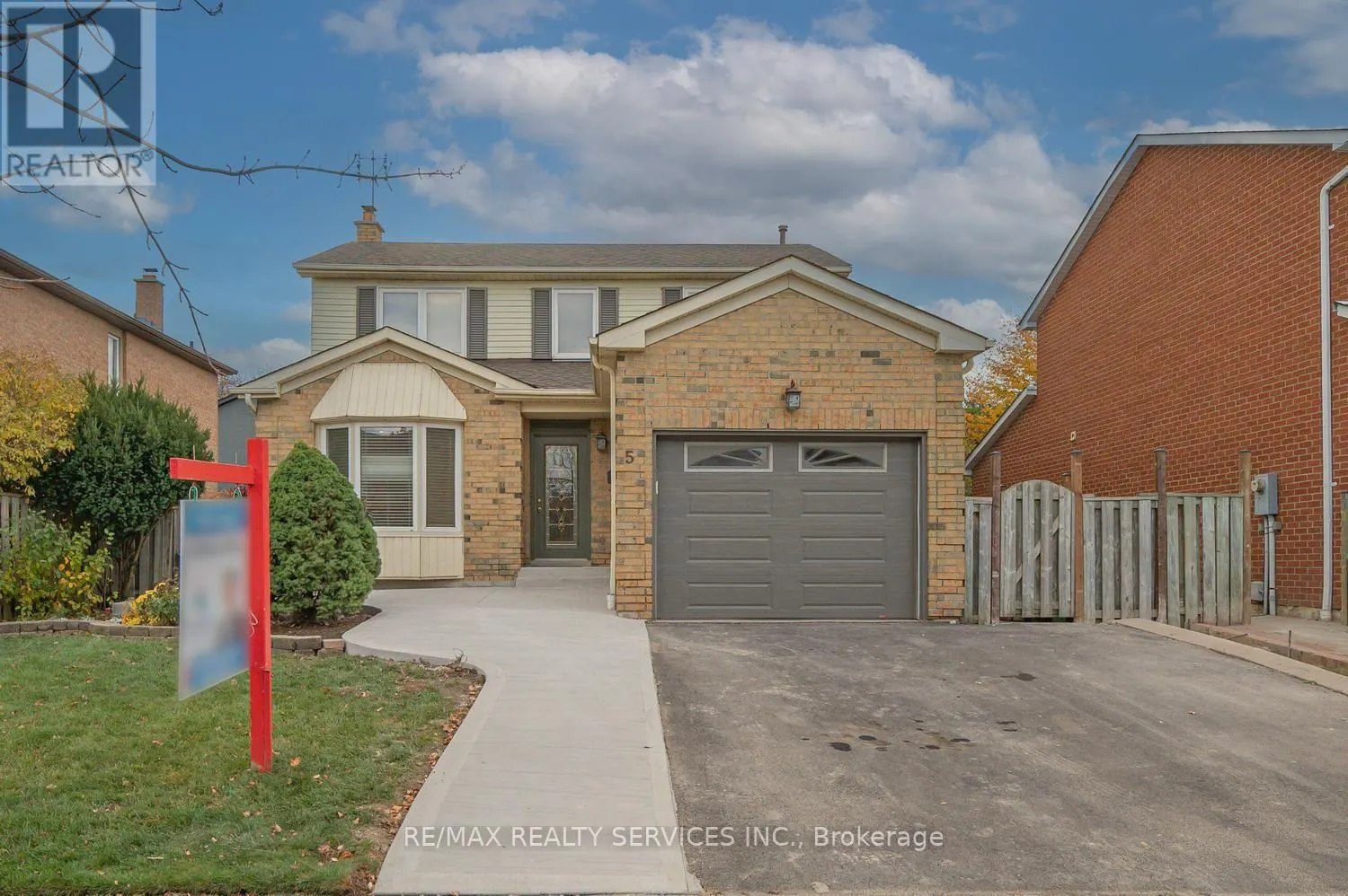 5 NIMROD CRESCENT W