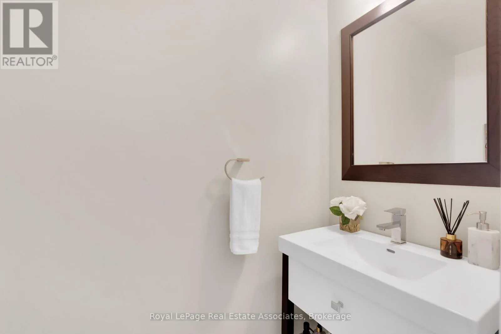 29 - 3265 SOUTH MILLWAY