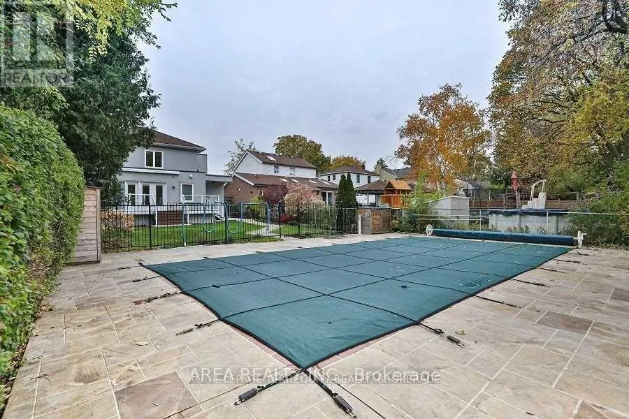 89 ASHBOURNE DRIVE
