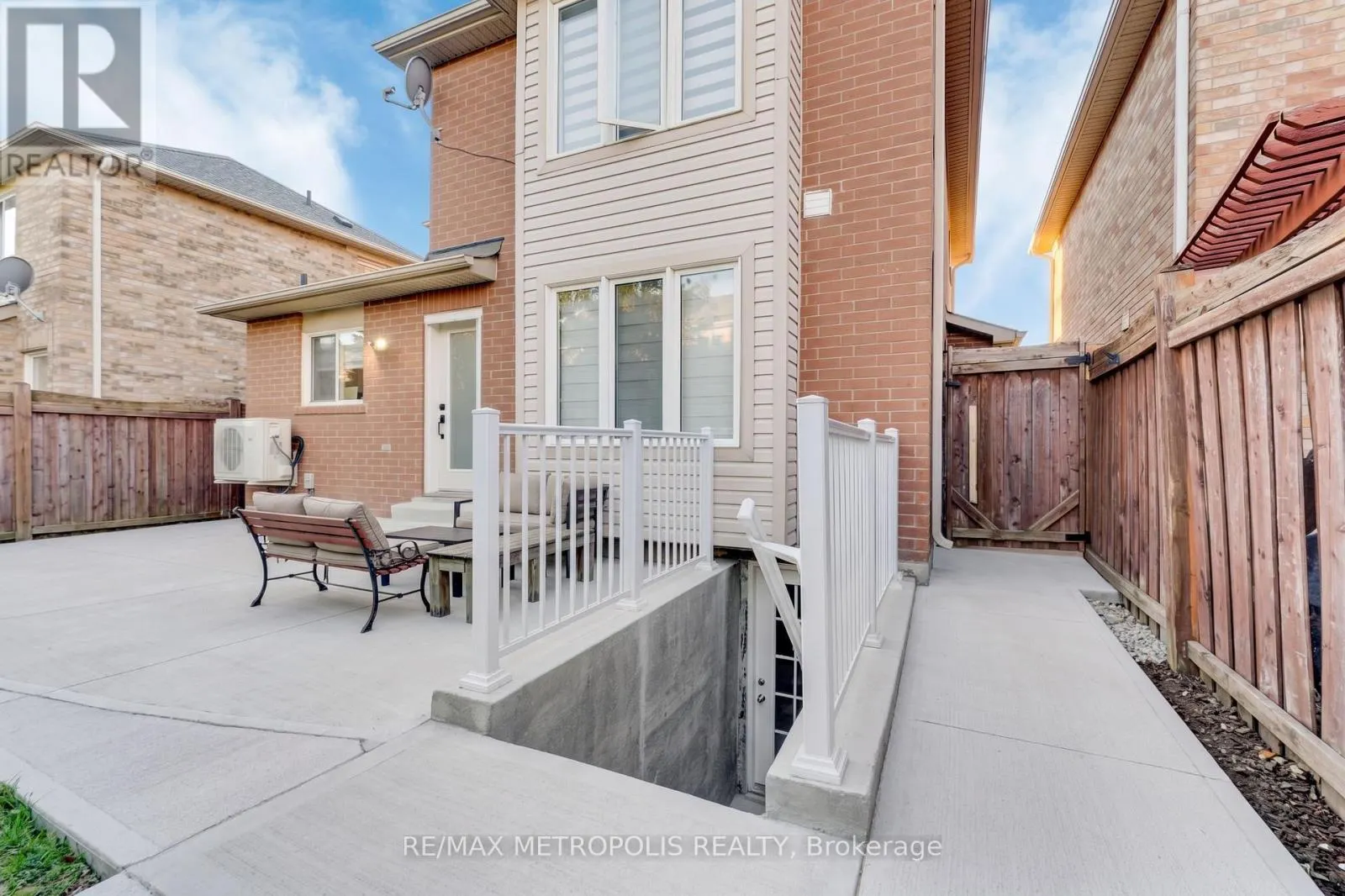 BSMT - 5919 OSPREY BOULEVARD