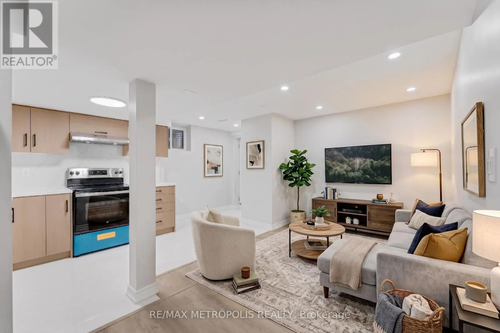 BSMT - 5919 OSPREY BOULEVARD