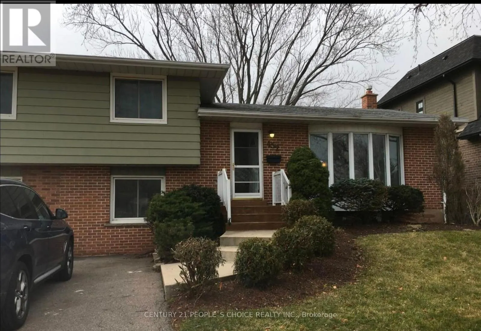 452 STANFIELD DRIVE