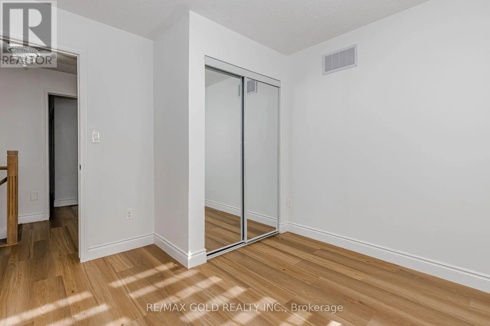 1 ORANGEGROVE DRIVE