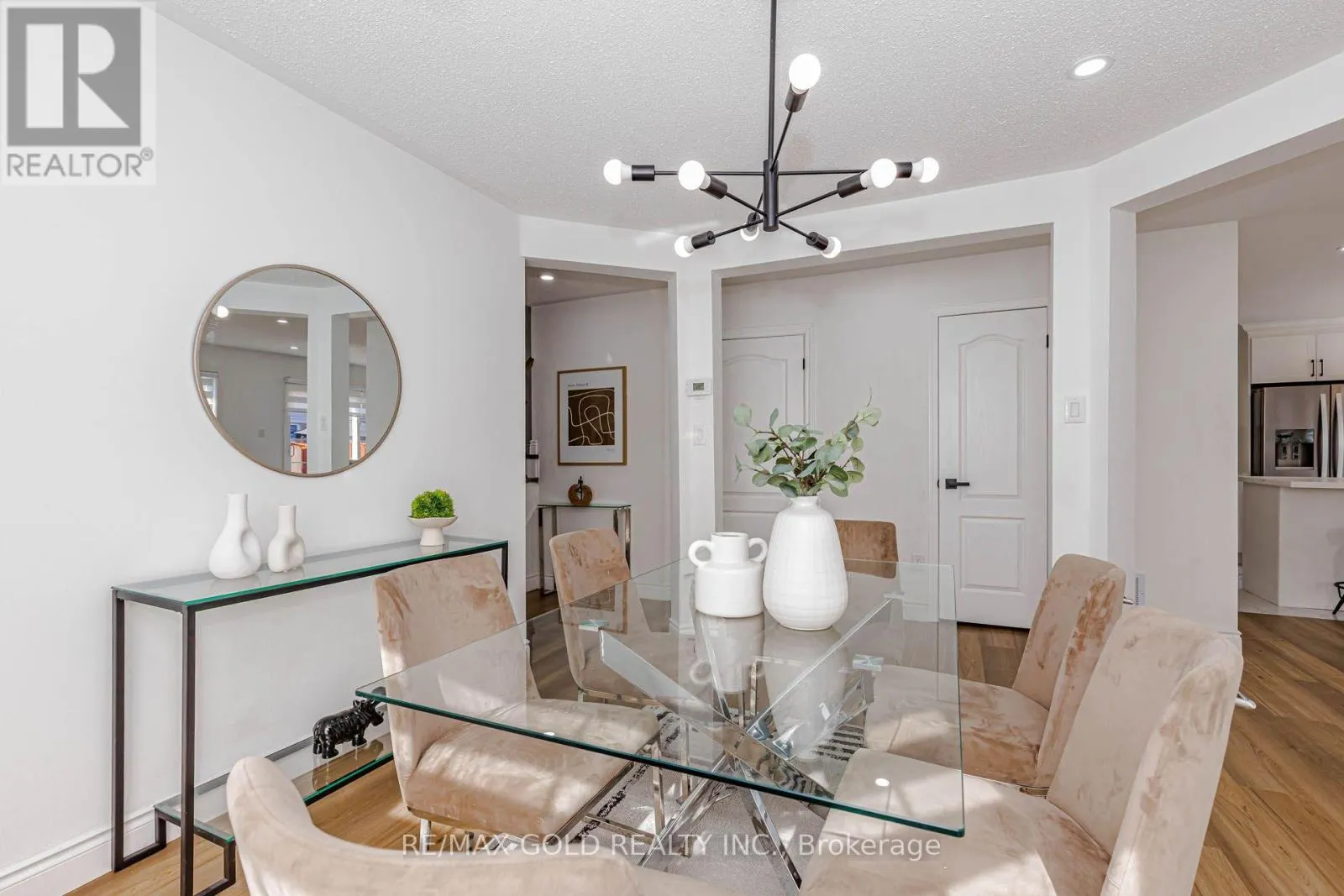 1 ORANGEGROVE DRIVE