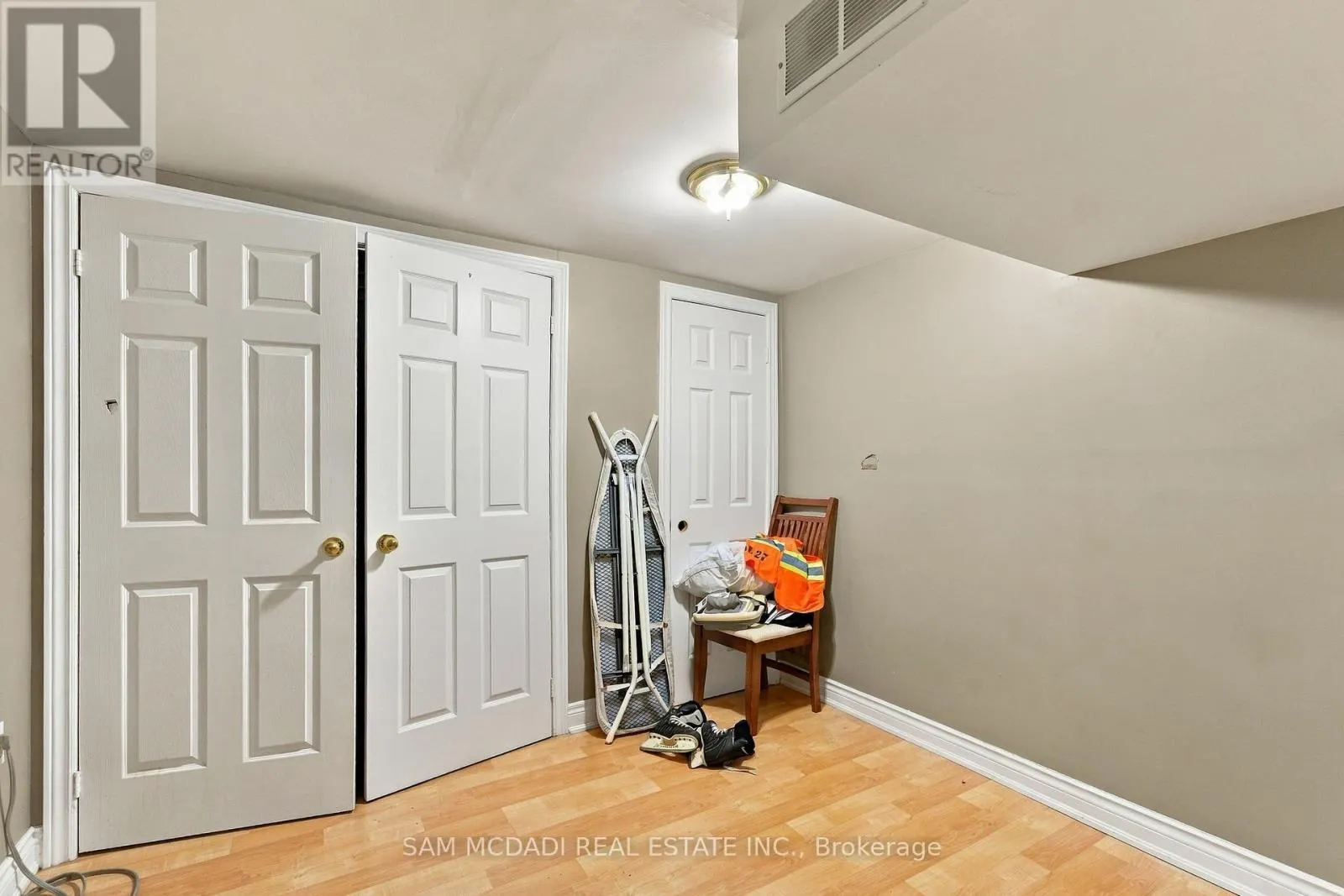561 TEDWYN DRIVE