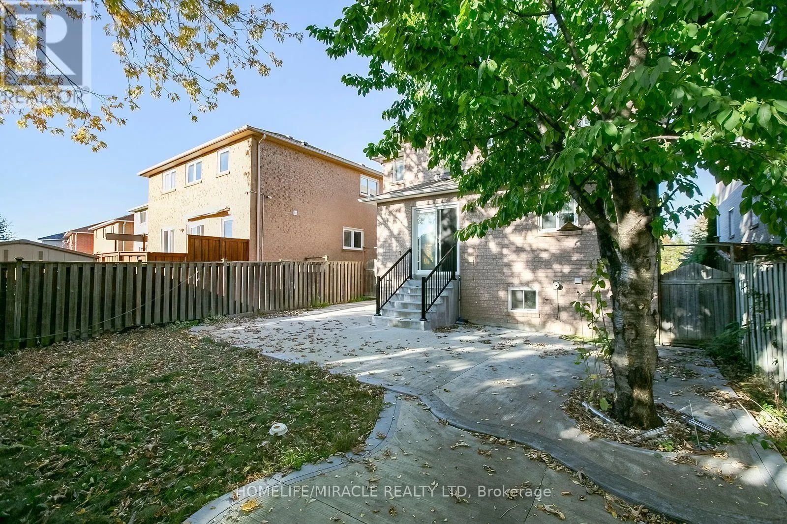 6286 MCCOVEY DRIVE E