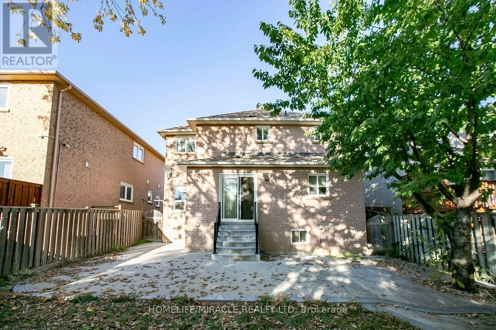 6286 MCCOVEY DRIVE E