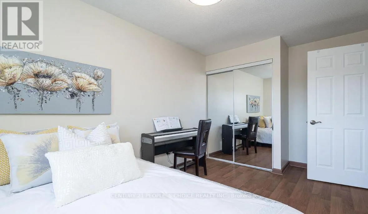 MAIN - 21 RAWLING CRESCENT