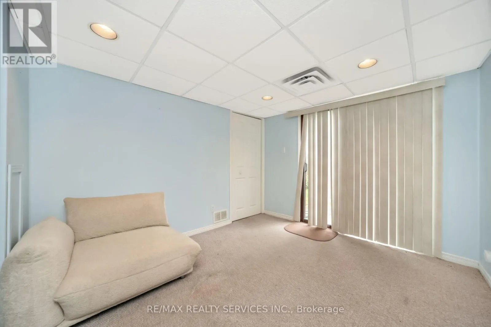 68 - 68 BARONWOOD COURT