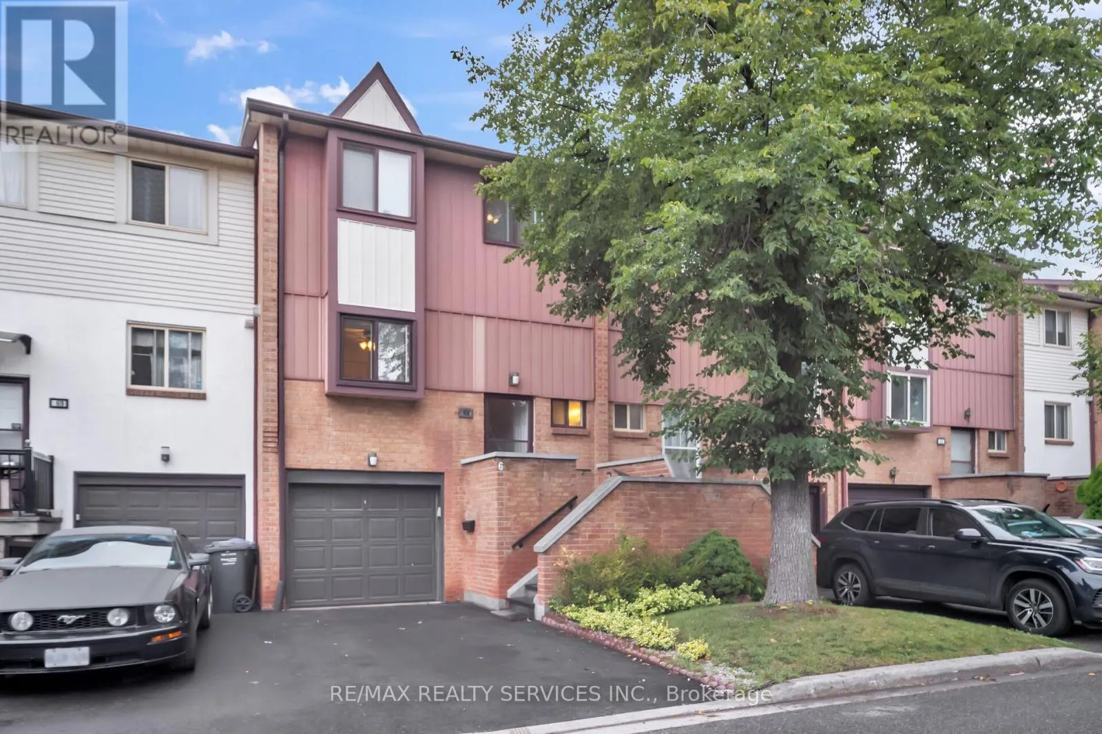 68 - 68 BARONWOOD COURT