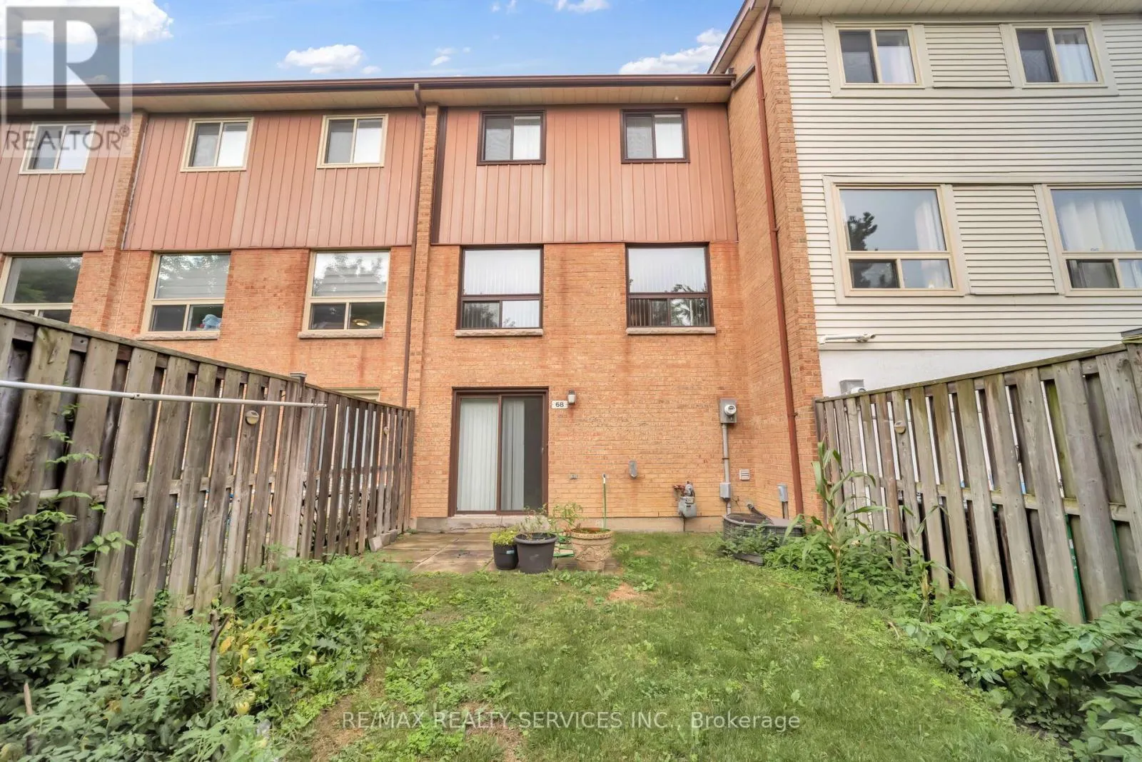 68 - 68 BARONWOOD COURT