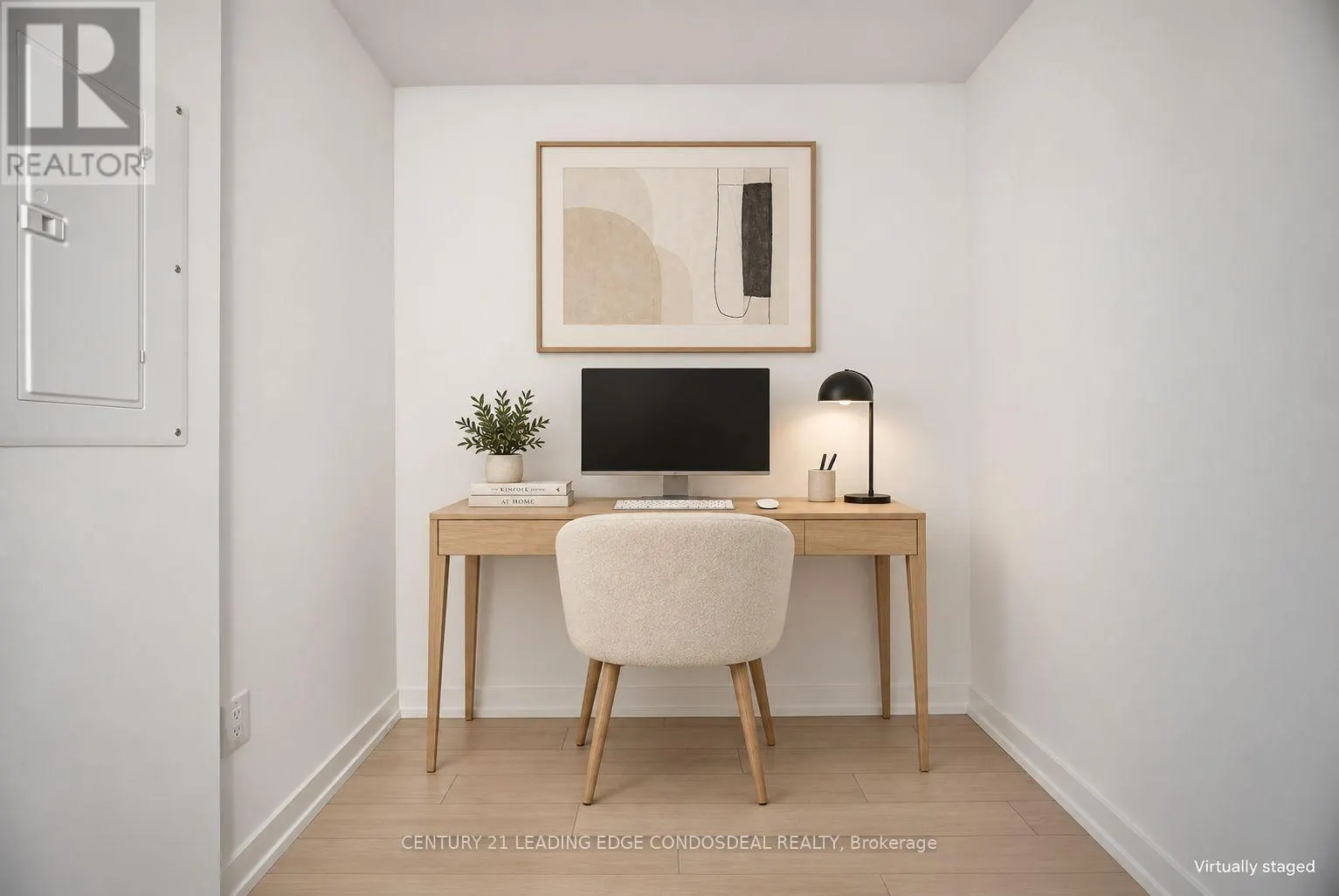 1606 - 4010 EGLINTON AVENUE W