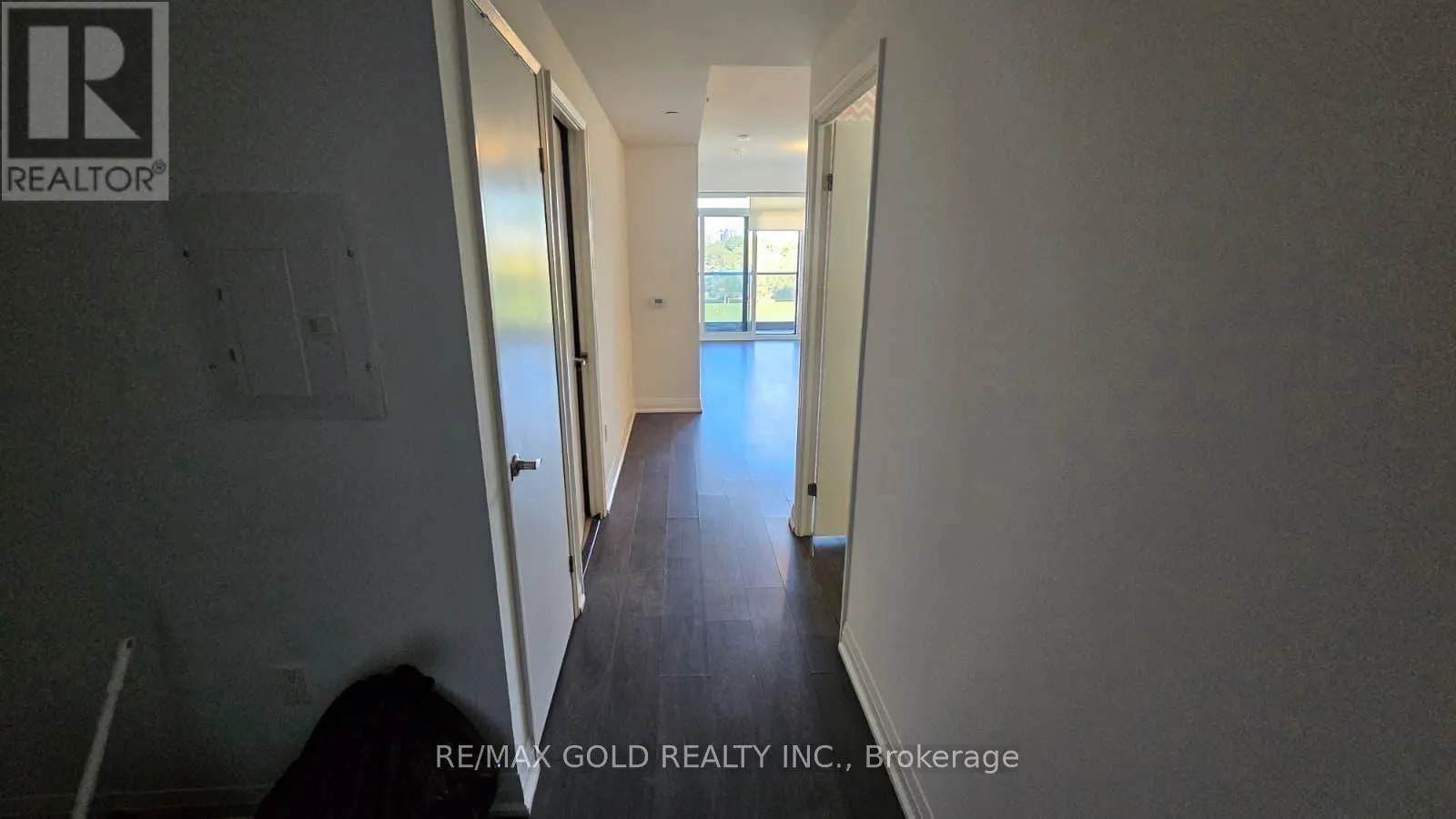 714 - 10 GIBBS ROAD
