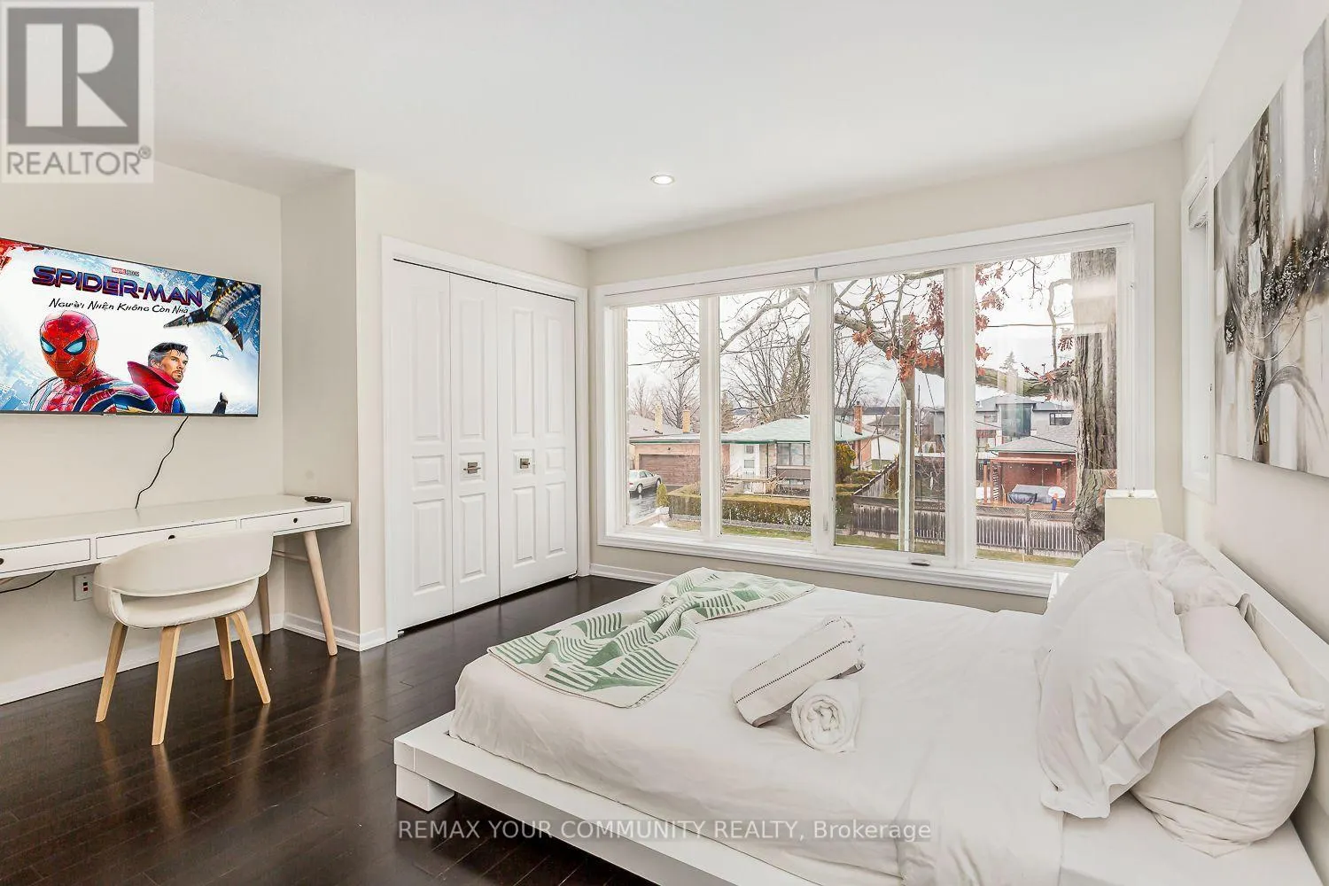338 WOODALE AVENUE