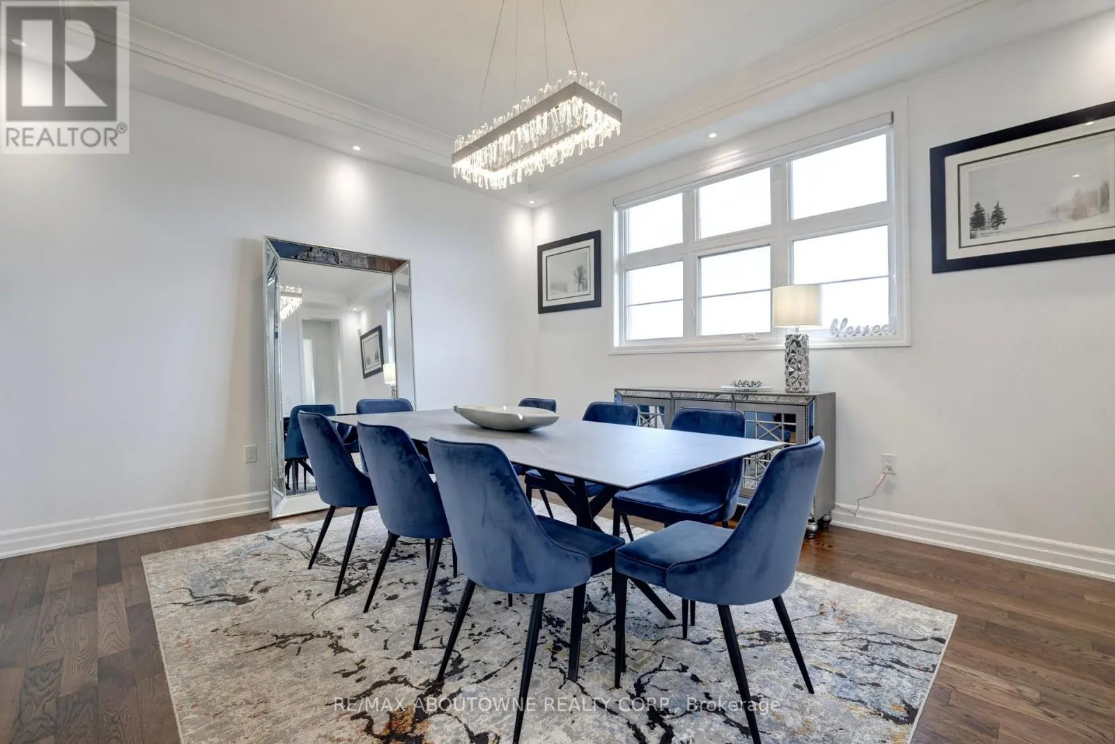 1416 FORD STRATHY CRESCENT
