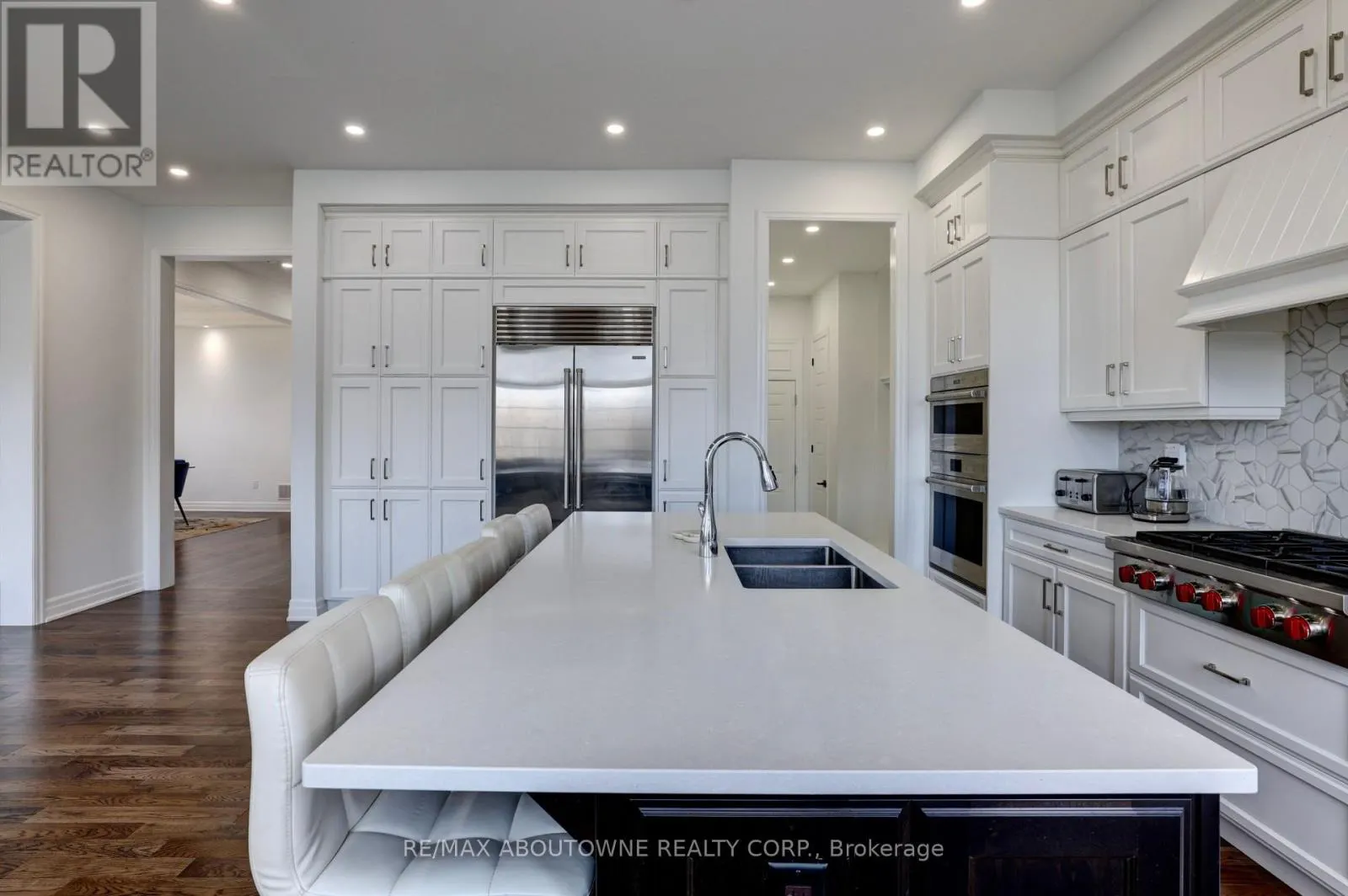 1416 FORD STRATHY CRESCENT