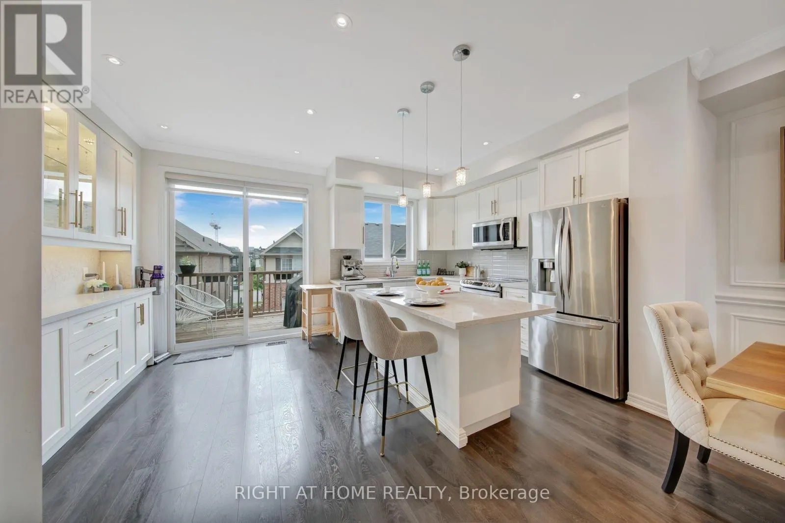 408 BELCOURT COMMON